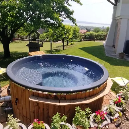 Ezuesthid Vendeghaz Vonyarcvashegy