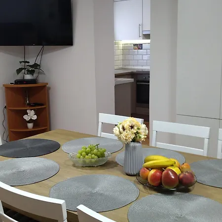 Ezuesthid Vendeghaz Holiday home Vonyarcvashegy