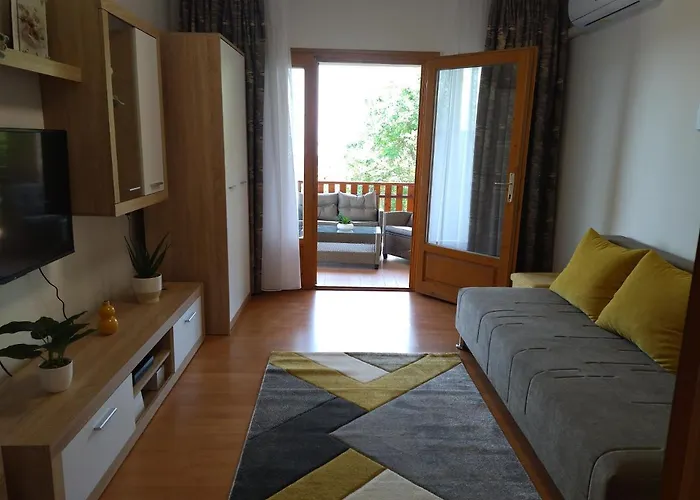 בית נופש Ezuesthid Vendeghaz *