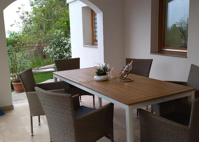 Ezuesthid Vendeghaz בית נופש