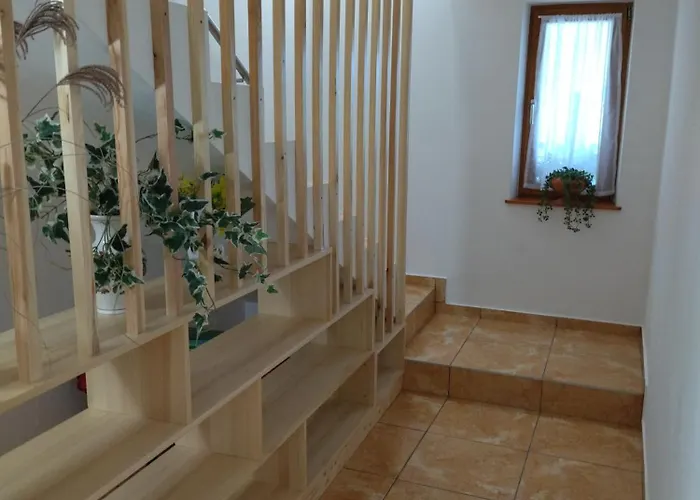 Ezuesthid Vendeghaz *