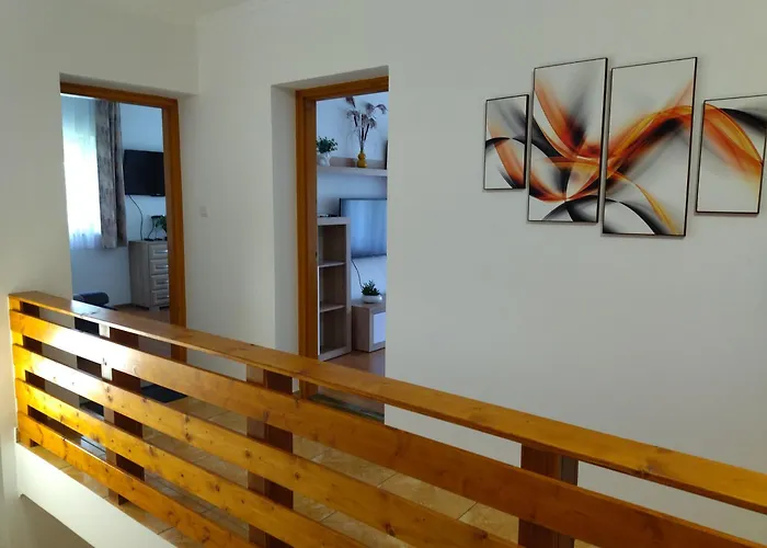 בית נופש Ezuesthid Vendeghaz